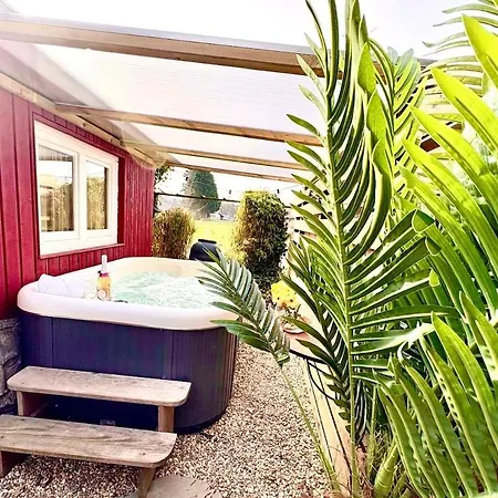 Charming Scandinavian Eco House With Private Garden And Jacuzzi Between Amsterdam Haarlem And Schiphol Airport Hébergement de vacances