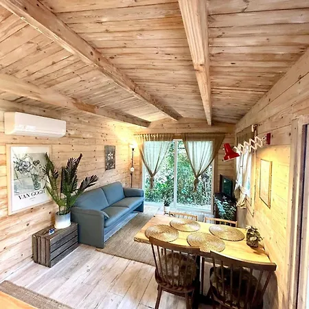 Charming Scandinavian Eco House With Private Garden And Jacuzzi Between Amsterdam Haarlem And Schiphol Airport * Vijfhuizen