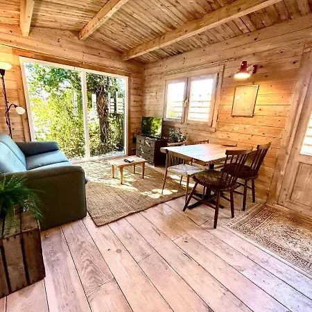 Charming Scandinavian Eco House With Private Garden And Jacuzzi Between Amsterdam Haarlem And Schiphol Airport Hébergement de vacances Vijfhuizen