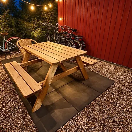 Charming Scandinavian Eco House With Private Garden&jacuzzi Between Amsterdam Haarlem&schiphol Airport Vakantiehuis *