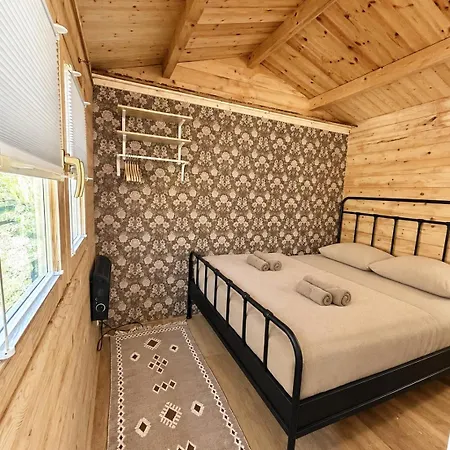Vakantiehuis Charming Scandinavian Eco House With Private Garden&jacuzzi Between Amsterdam Haarlem&schiphol Airport *