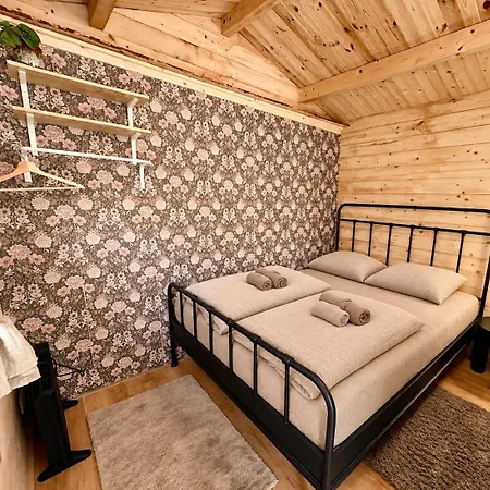 Charming Scandinavian Eco House With Private Garden&jacuzzi Between Amsterdam Haarlem&schiphol Airport Vakantiehuis Vijfhuizen