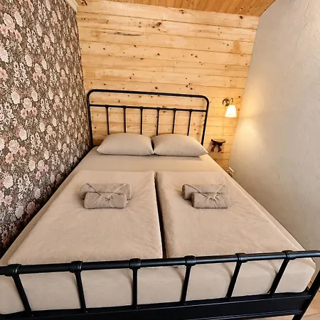 Charming Scandinavian Eco House With Private Garden&jacuzzi Between Amsterdam Haarlem&schiphol Airport * Vijfhuizen