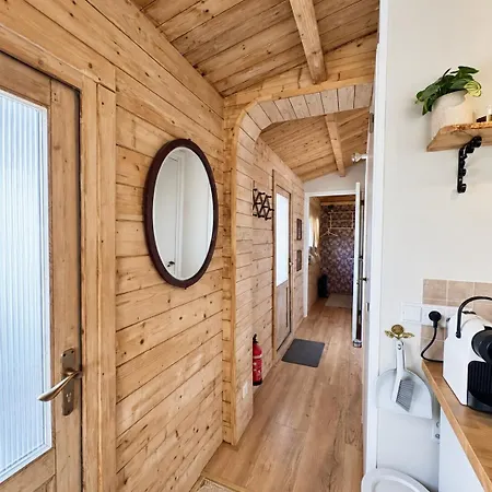 Vakantiehuis Charming Scandinavian Eco House With Private Garden&jacuzzi Between Amsterdam Haarlem&schiphol Airport *