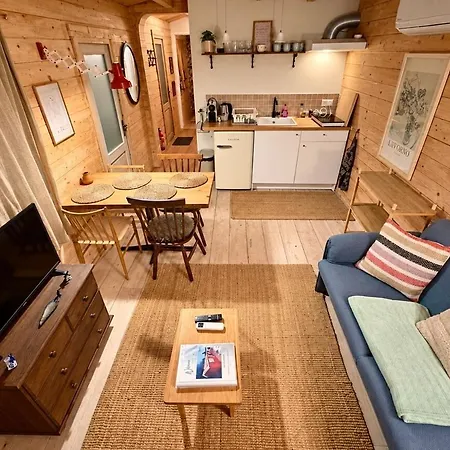 Vakantiehuis Charming Scandinavian Eco House With Private Garden&jacuzzi Between Amsterdam Haarlem&schiphol Airport Vijfhuizen