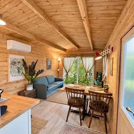 Charming Scandinavian Eco House With Private Garden&jacuzzi Between Amsterdam Haarlem&schiphol Airport Vijfhuizen