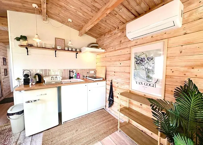 펜션 New Charming Scandinavian Eco House With Garden And Jacuzzi