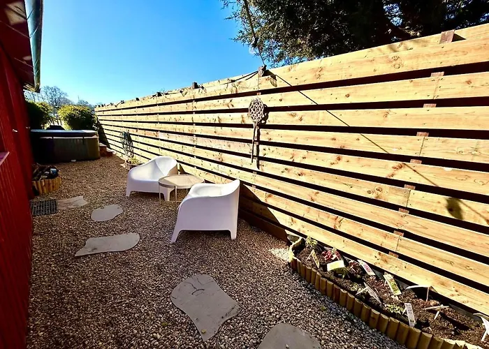 New Charming Scandinavian Eco House With Garden And Jacuzzi *