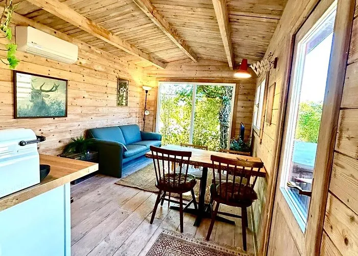 펜션 New Charming Scandinavian Eco House With Garden And Jacuzzi