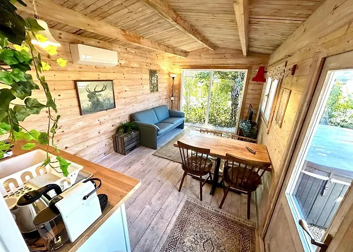 New Charming Scandinavian Eco House With Garden And Jacuzzi *