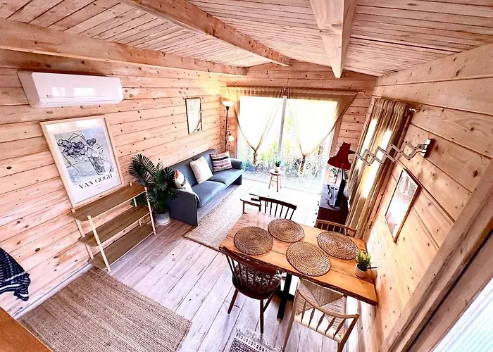 New Charming Scandinavian Eco House With Garden And Jacuzzi Hébergement de vacances