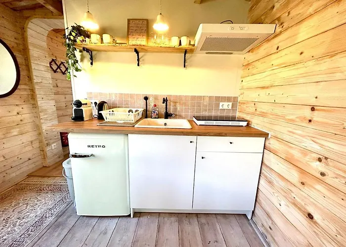 New Charming Scandinavian Eco House With Garden And Jacuzzi Hébergement de vacances